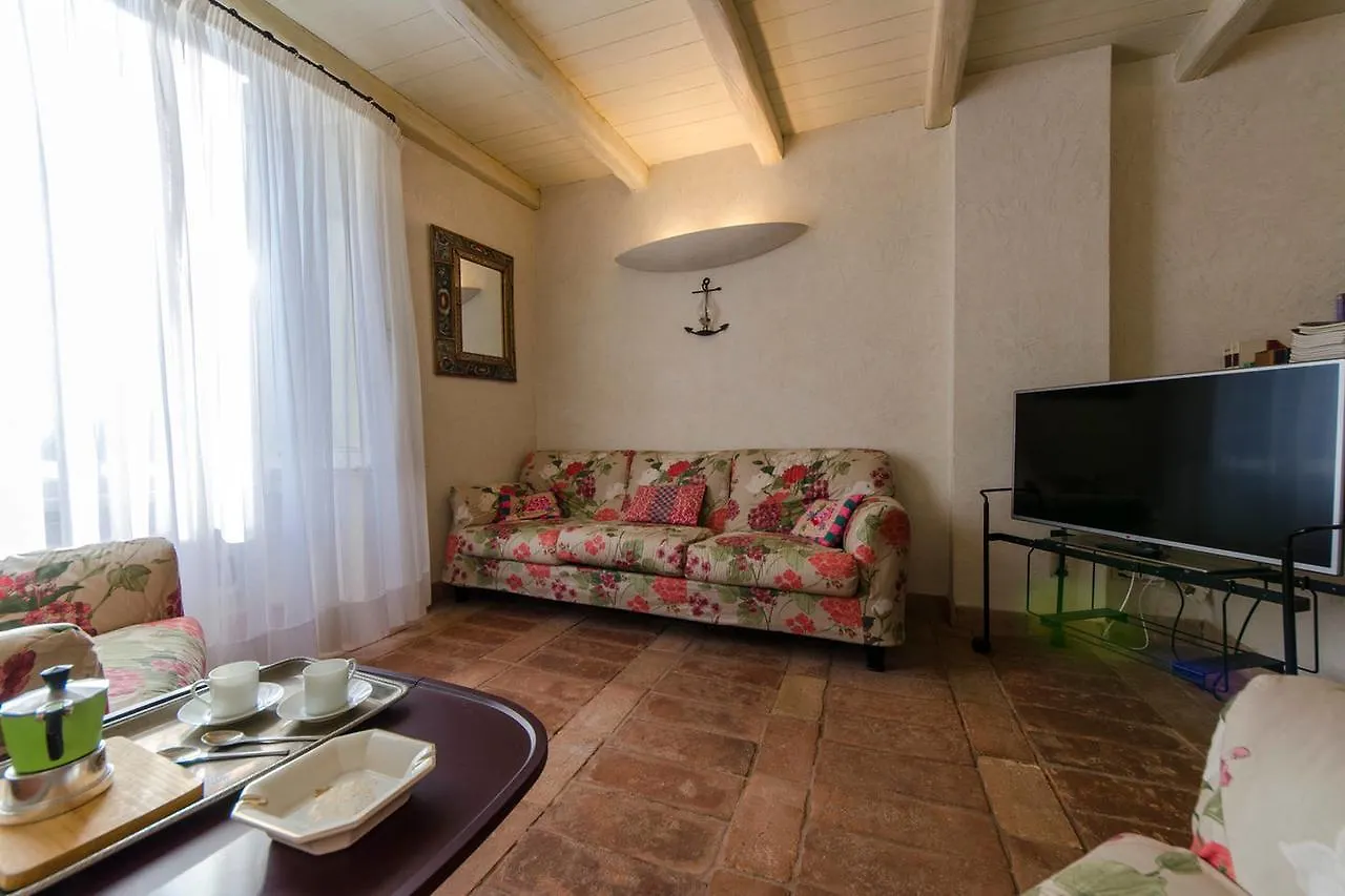 Appartamento Joivy Apt On The Coast Of Portofino With Lovely View Italia